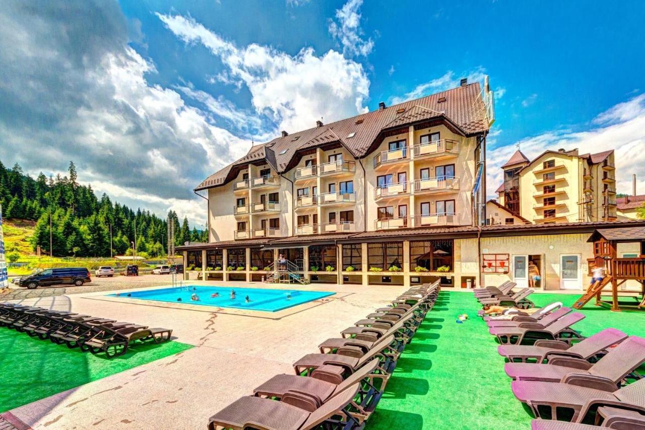 Continental Spa Resort Bukovel Exterior photo