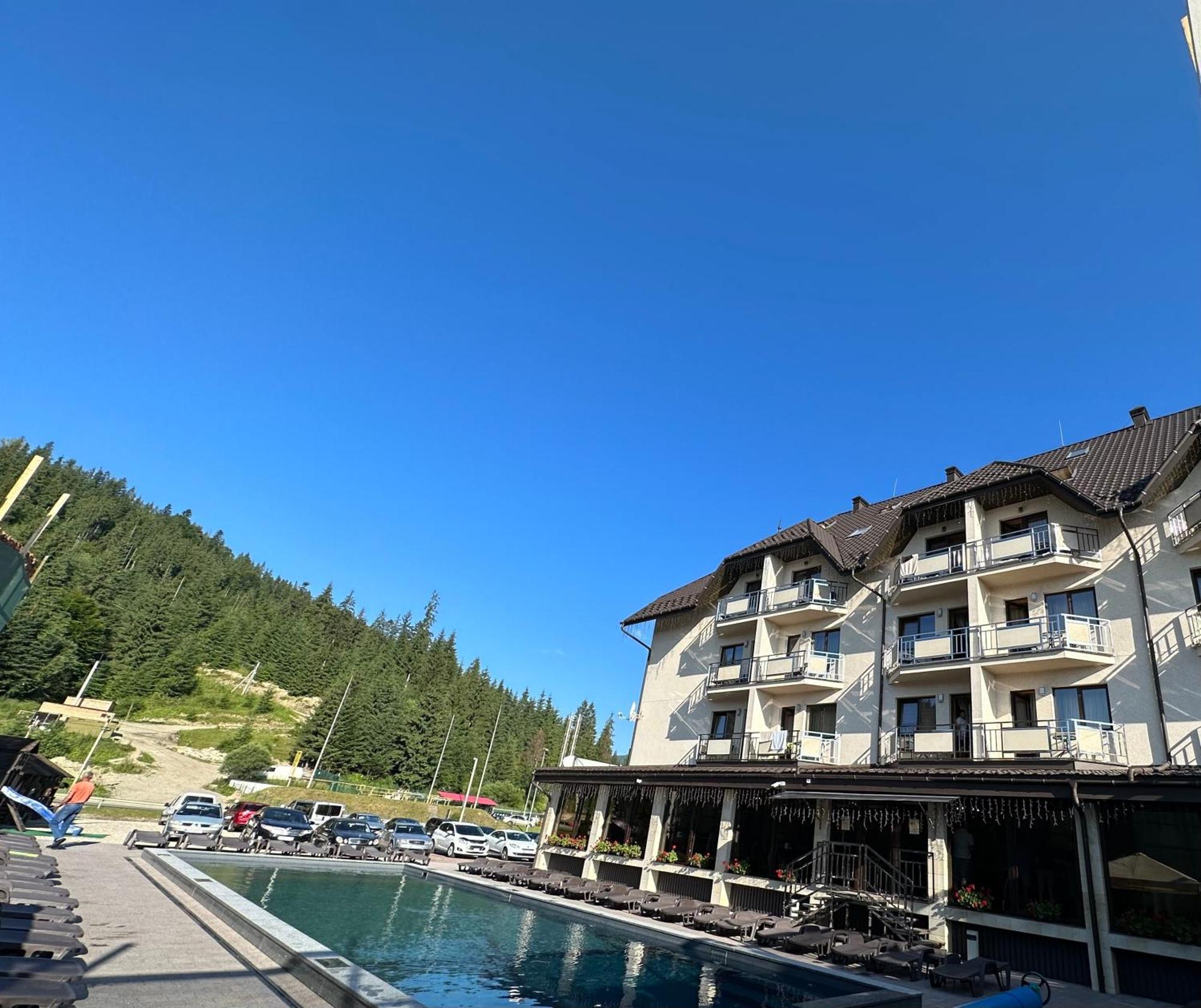 Continental Spa Resort Bukovel Exterior photo