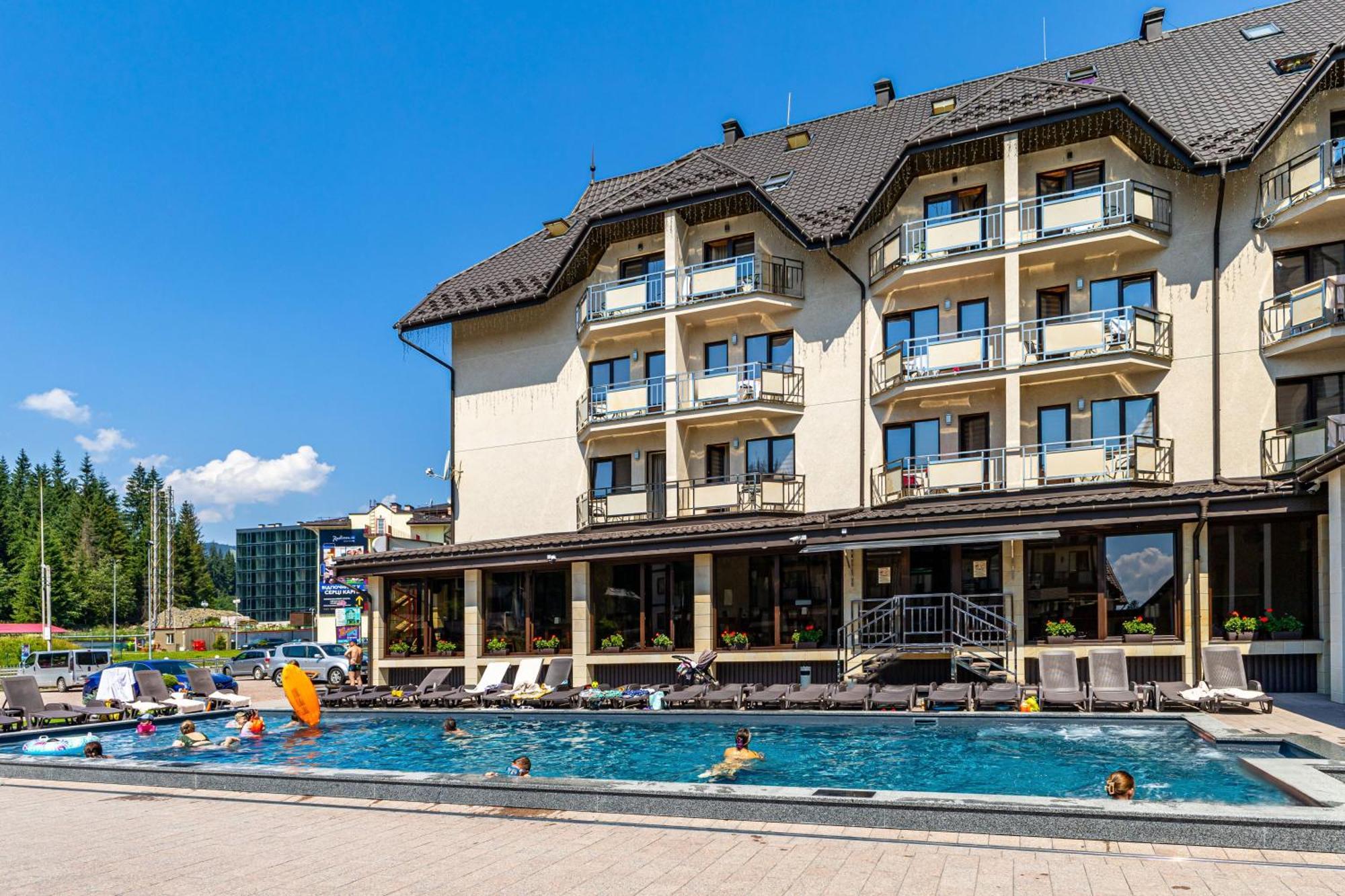 Continental Spa Resort Bukovel Exterior photo