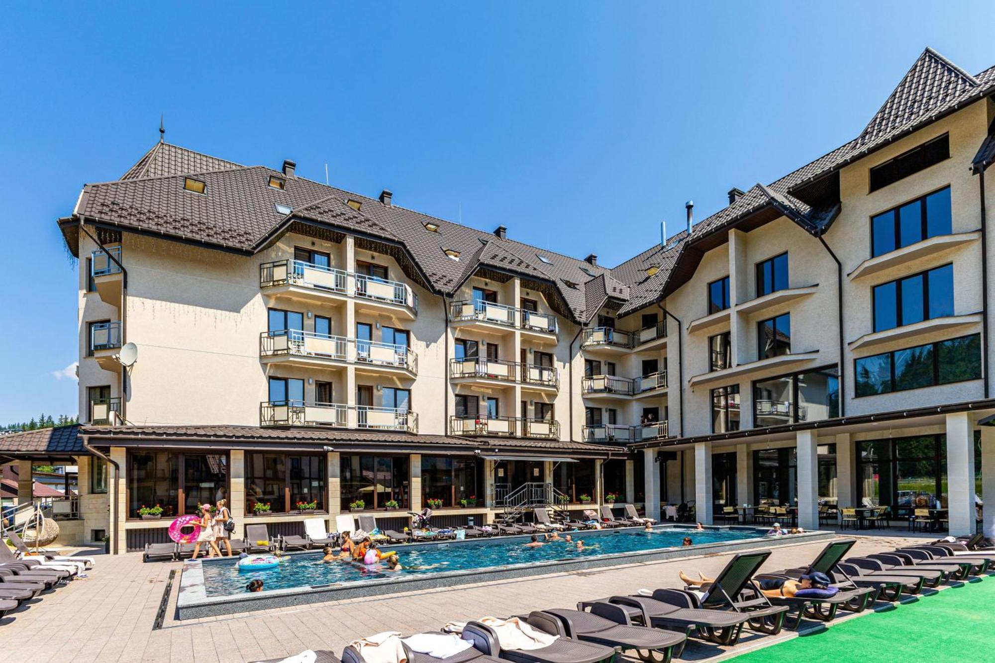 Continental Spa Resort Bukovel Exterior photo